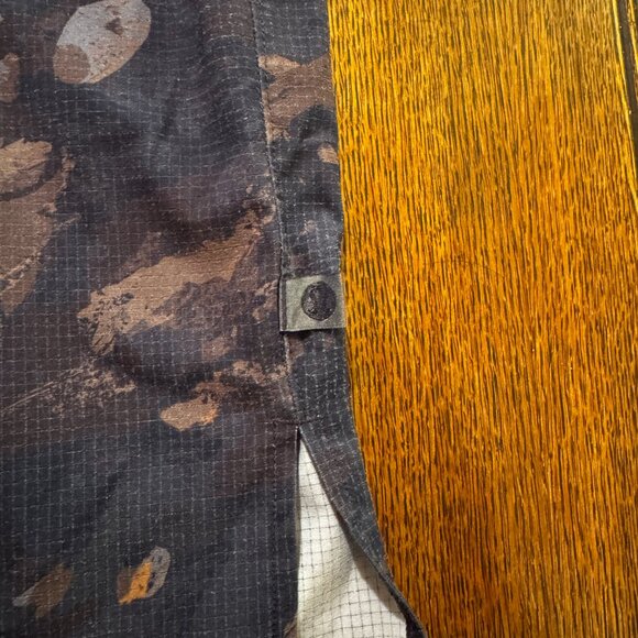 Lululemon button up shirt - Picture 3 of 5